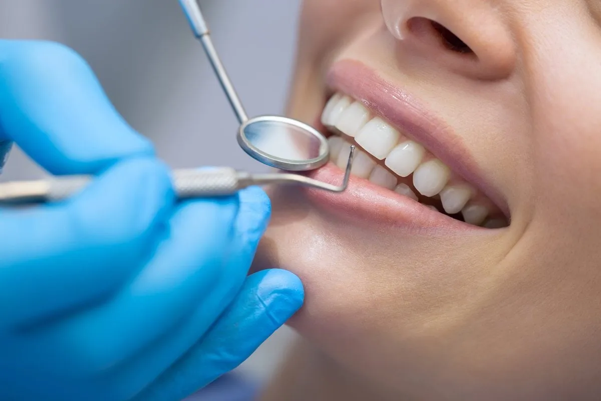 Complete Guide To Maintaining Dental Health