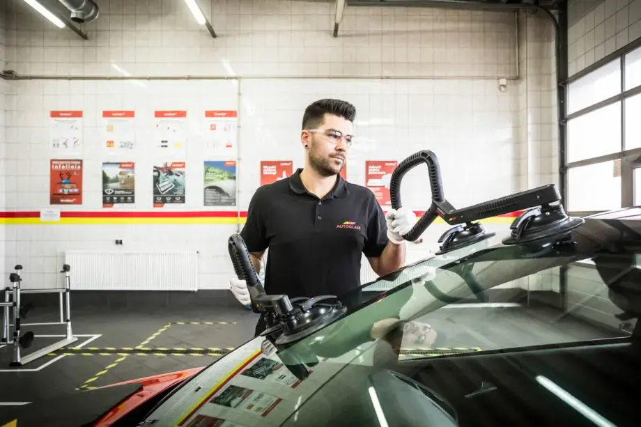Discover Dixie Auto Glass Windshield Repair Cost Services in Mississauga