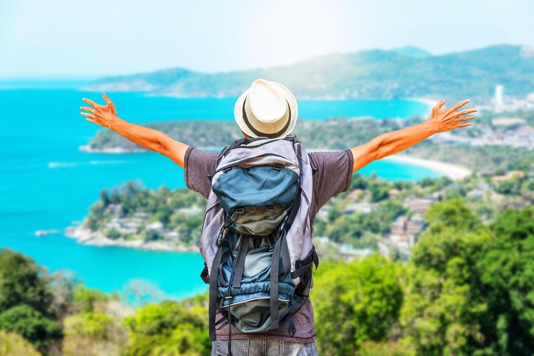 How To Travel Smart: Tips For Your Next Adventure